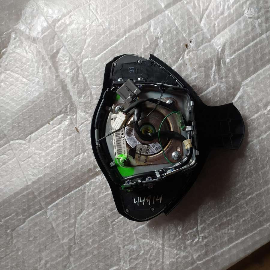 Nissan Juke lights, front grill