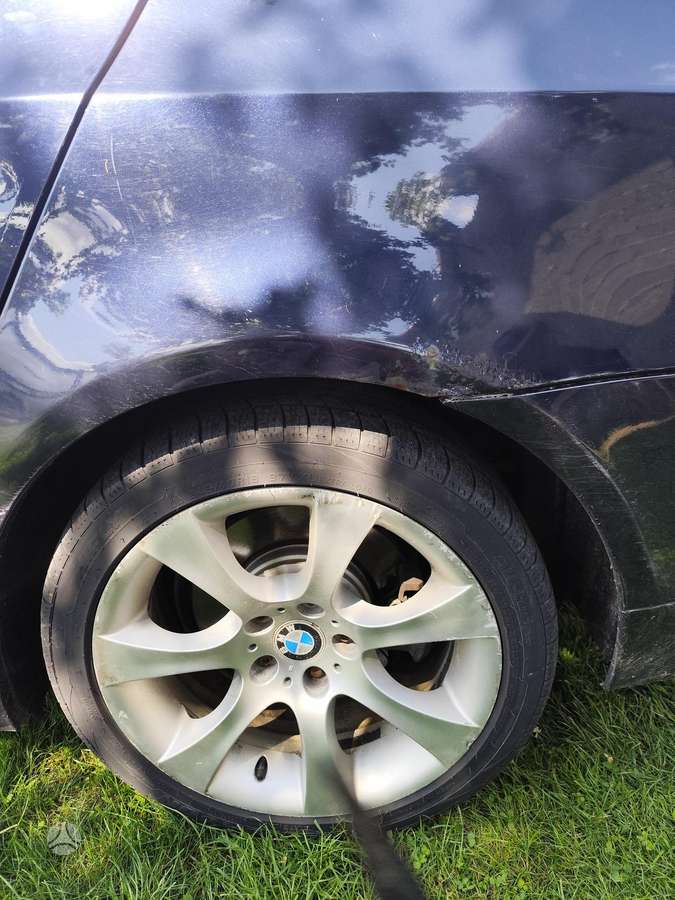 BMW 525, 2.5 l., universalas