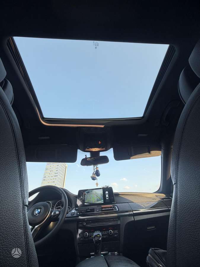 BMW 740, 3.0 l., Седан