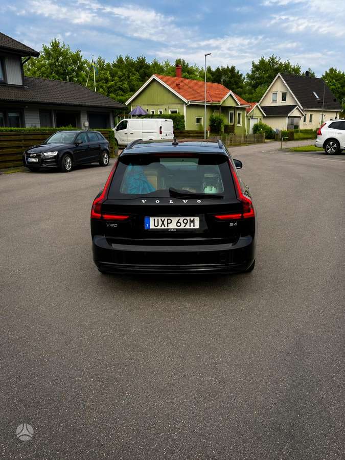 Volvo V90 - 4