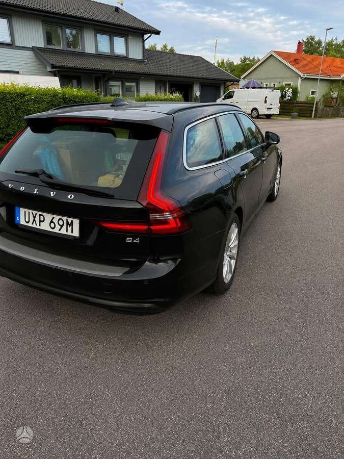 Volvo V90 - 5