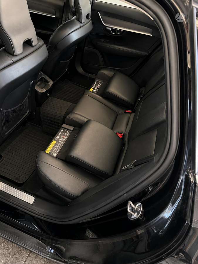 Volvo V90 - 11