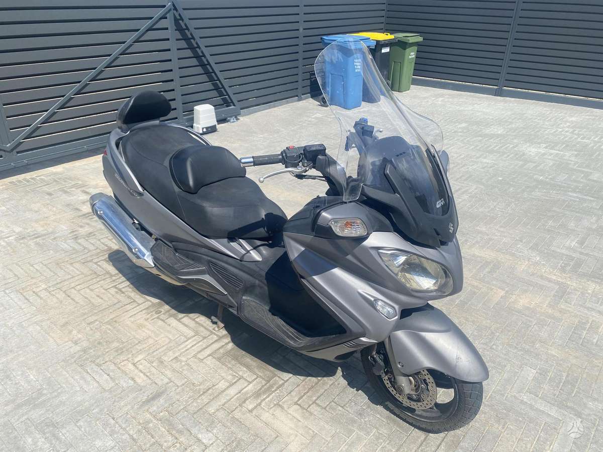 Suzuki Burgman 638cc, scooters / mopeds