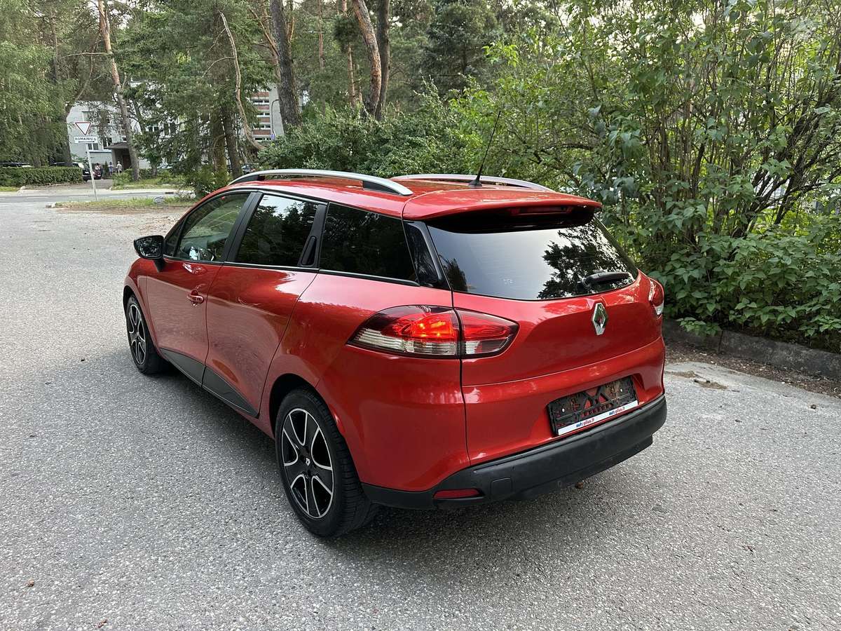 Renault Clio - 6