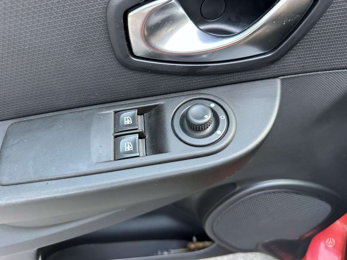 Renault Clio, 0.9 l., Универсал