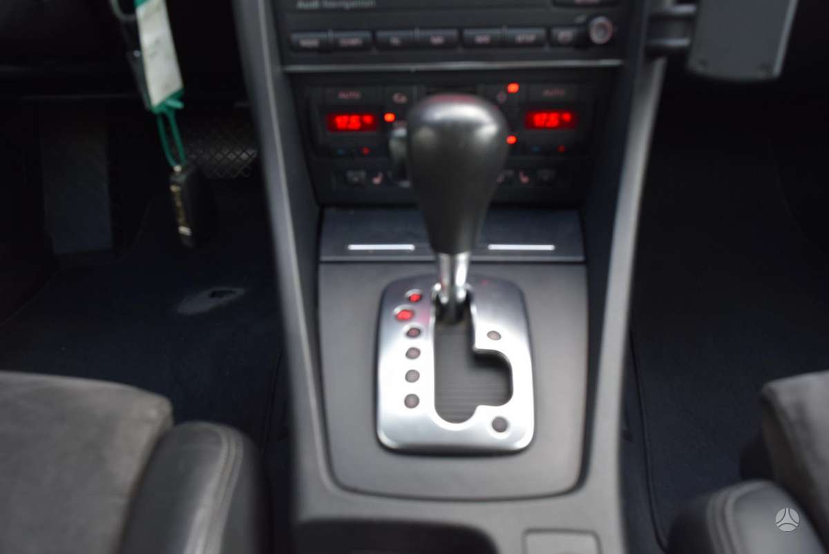 Audi A4, 2.0 l., universalas