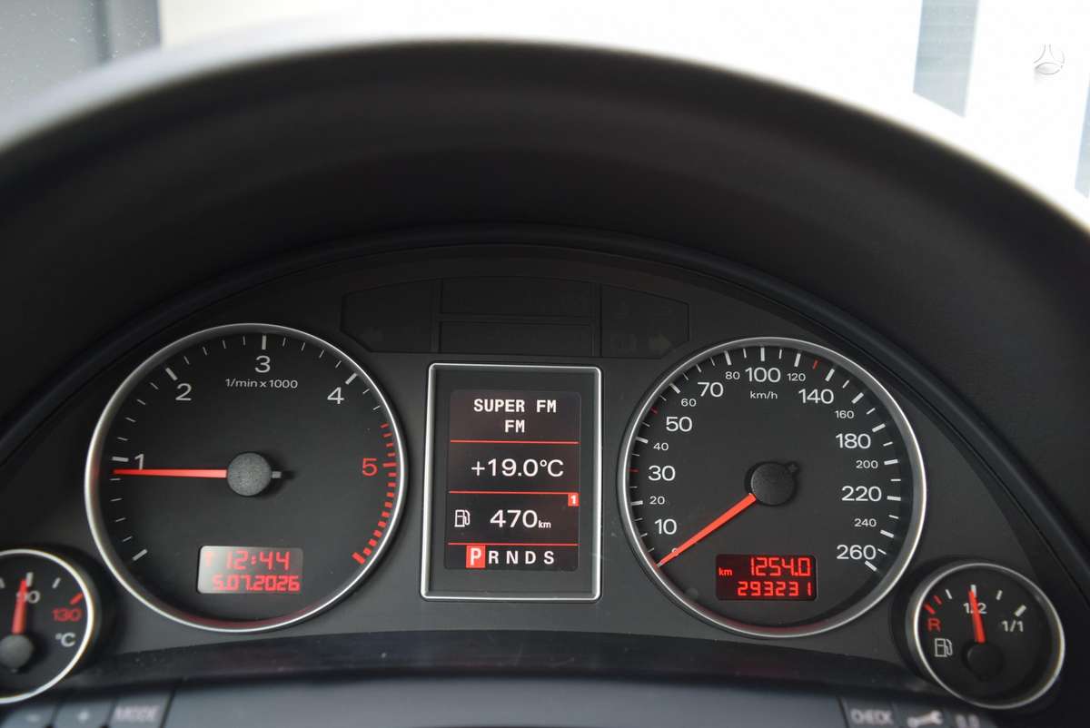 Audi A4, 2.0 l., universalas