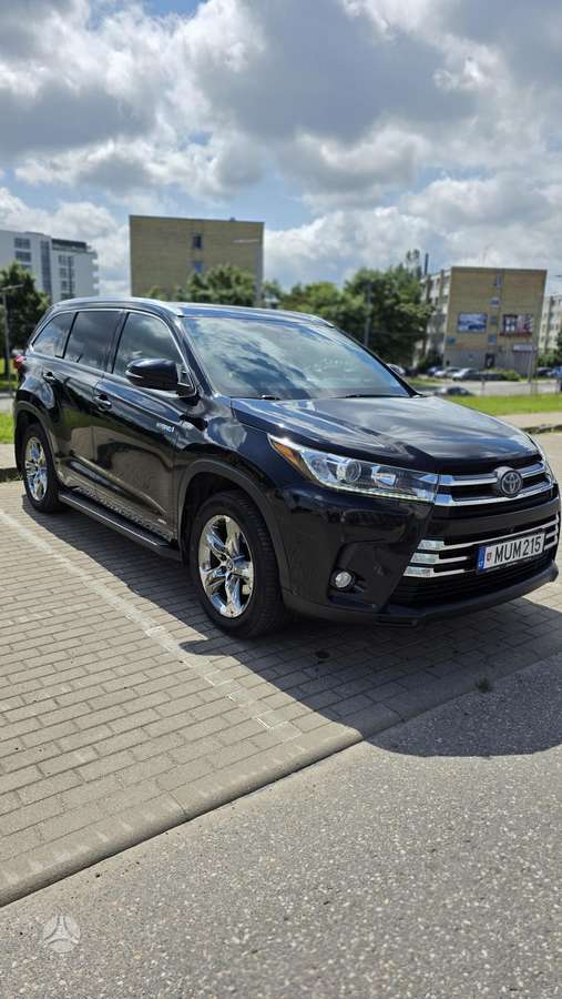 Toyota Highlander - 2