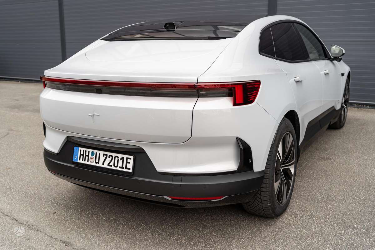 Polestar 4, 100 kWh, hatchback