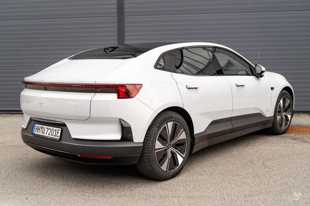 Polestar 4, 100 kWh, hatchback