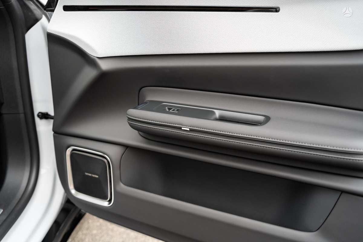 Polestar 4, 100 kWh, hatchback