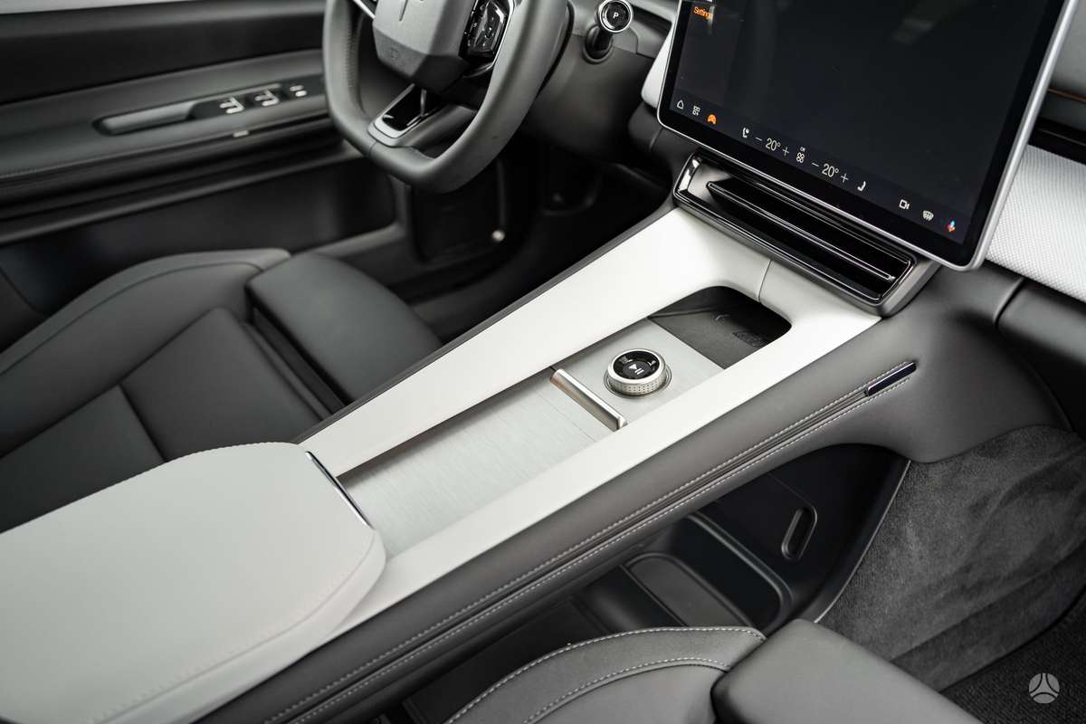 Polestar 4, 100 kWh, hatchback