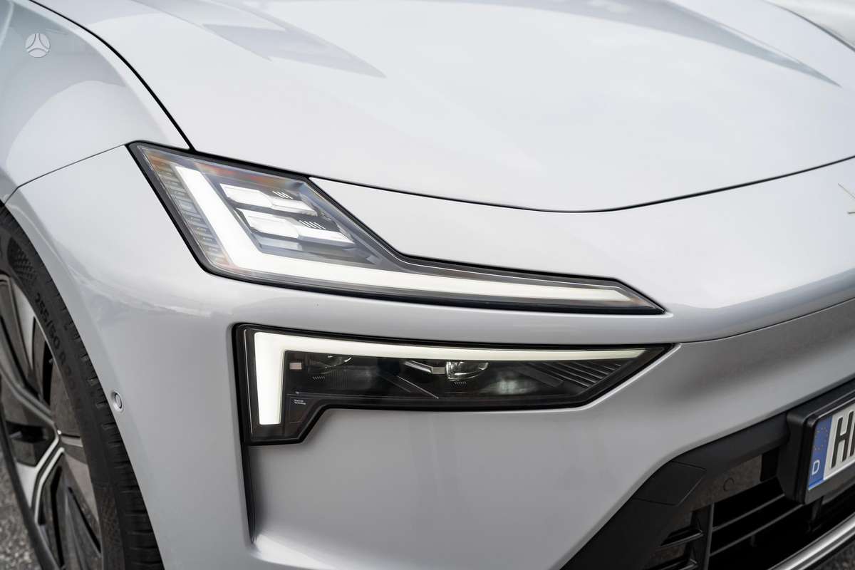Polestar 4, 100 kWh, hatchback