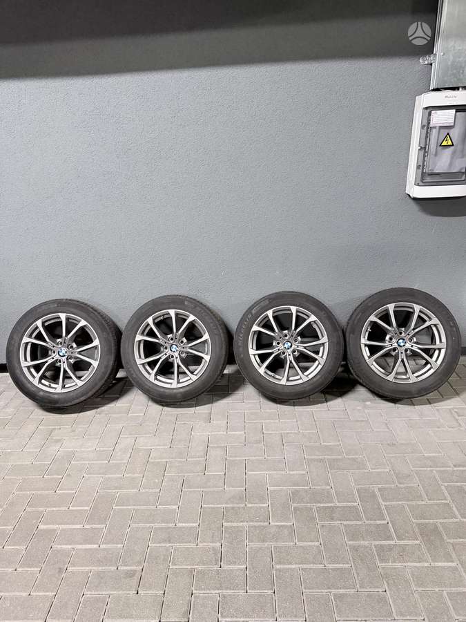 BMW, lengvojo lydinio, R17