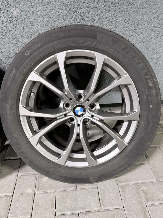 BMW, lengvojo lydinio, R17