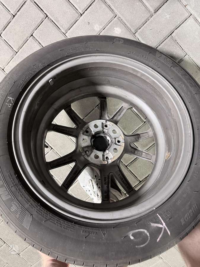 BMW, lengvojo lydinio, R17