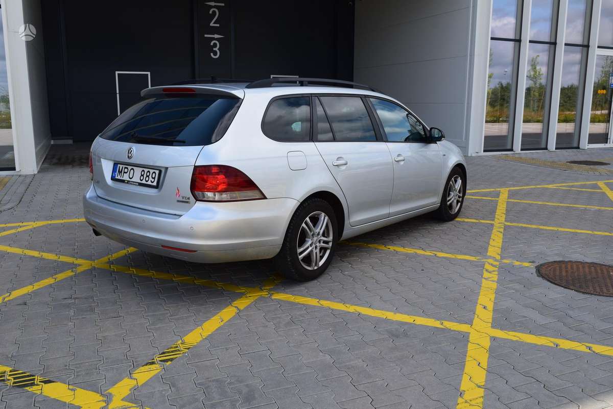 Volkswagen Golf - 7