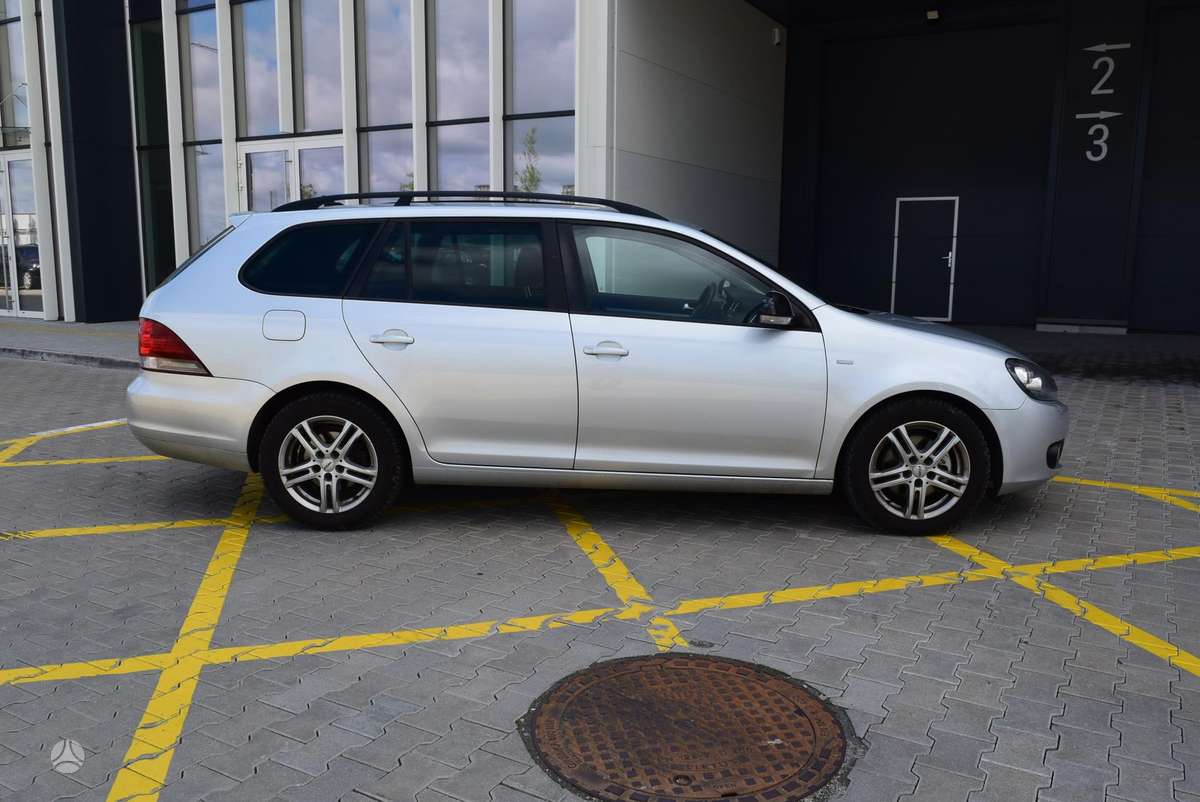 Volkswagen Golf, 1.6 l., Универсал