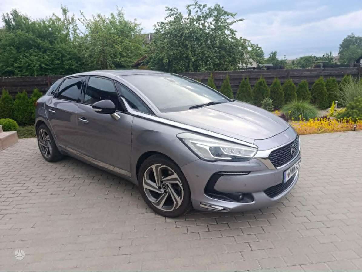 Citroen DS5, 2.0 l., Хэтчбек