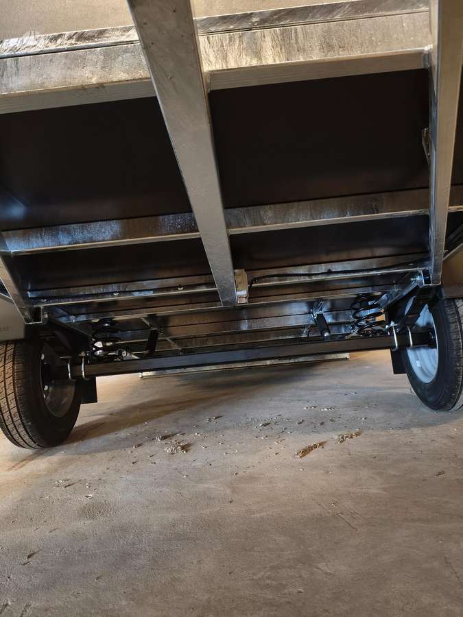 -Kita-, passenger car trailers