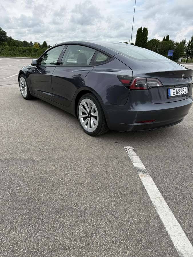 Tesla Model 3, 60 kWh, hatchback