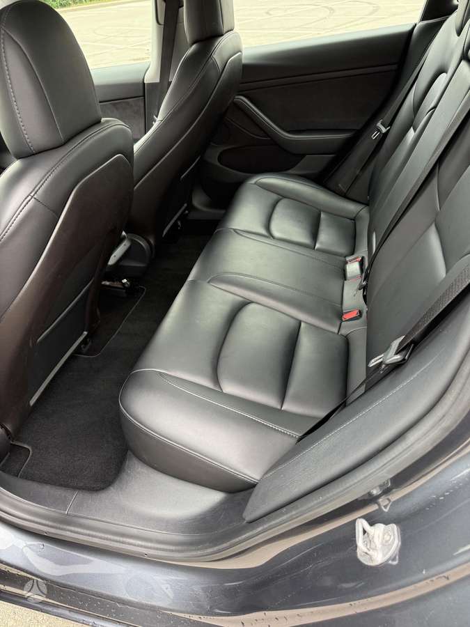 Tesla Model 3, 60 кВт·ч, Хэтчбек