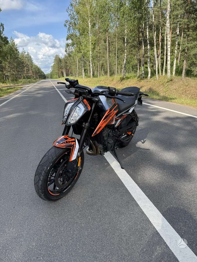 KTM Duke 790cc, street / classic