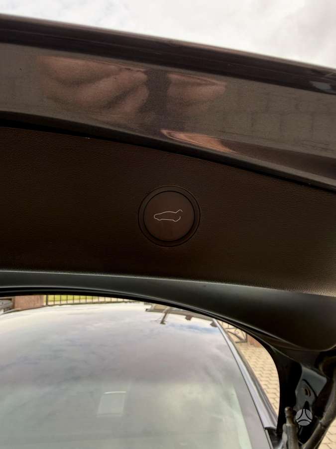 Tesla Model 3, 60 kWh, hatchback