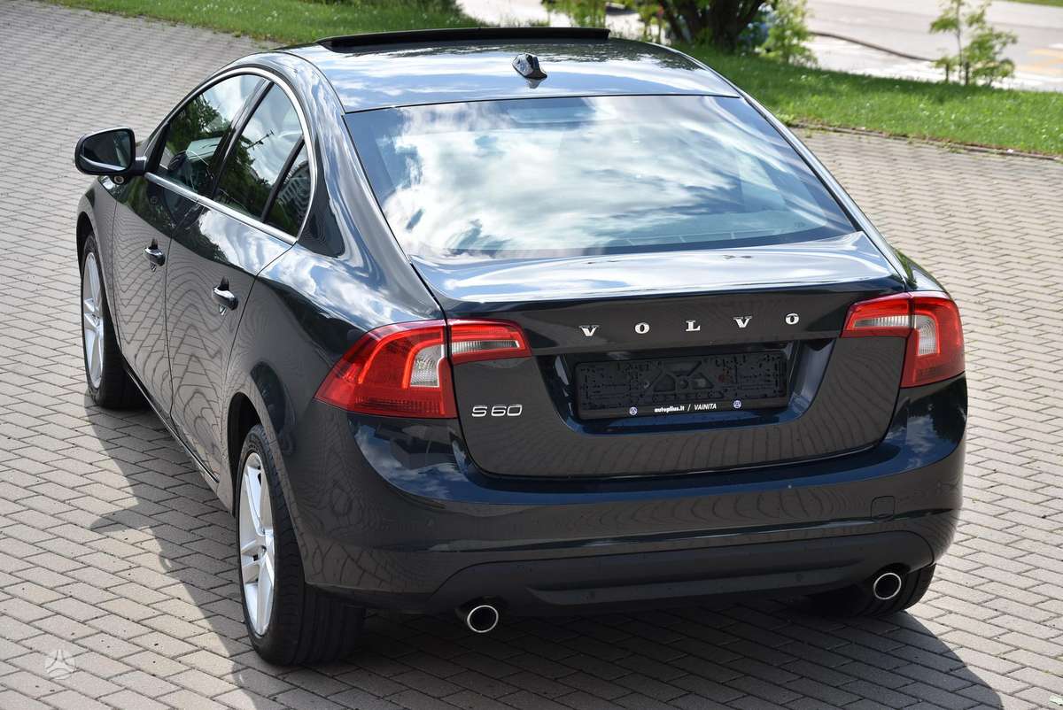 Volvo S60, 2.4 l., Седан