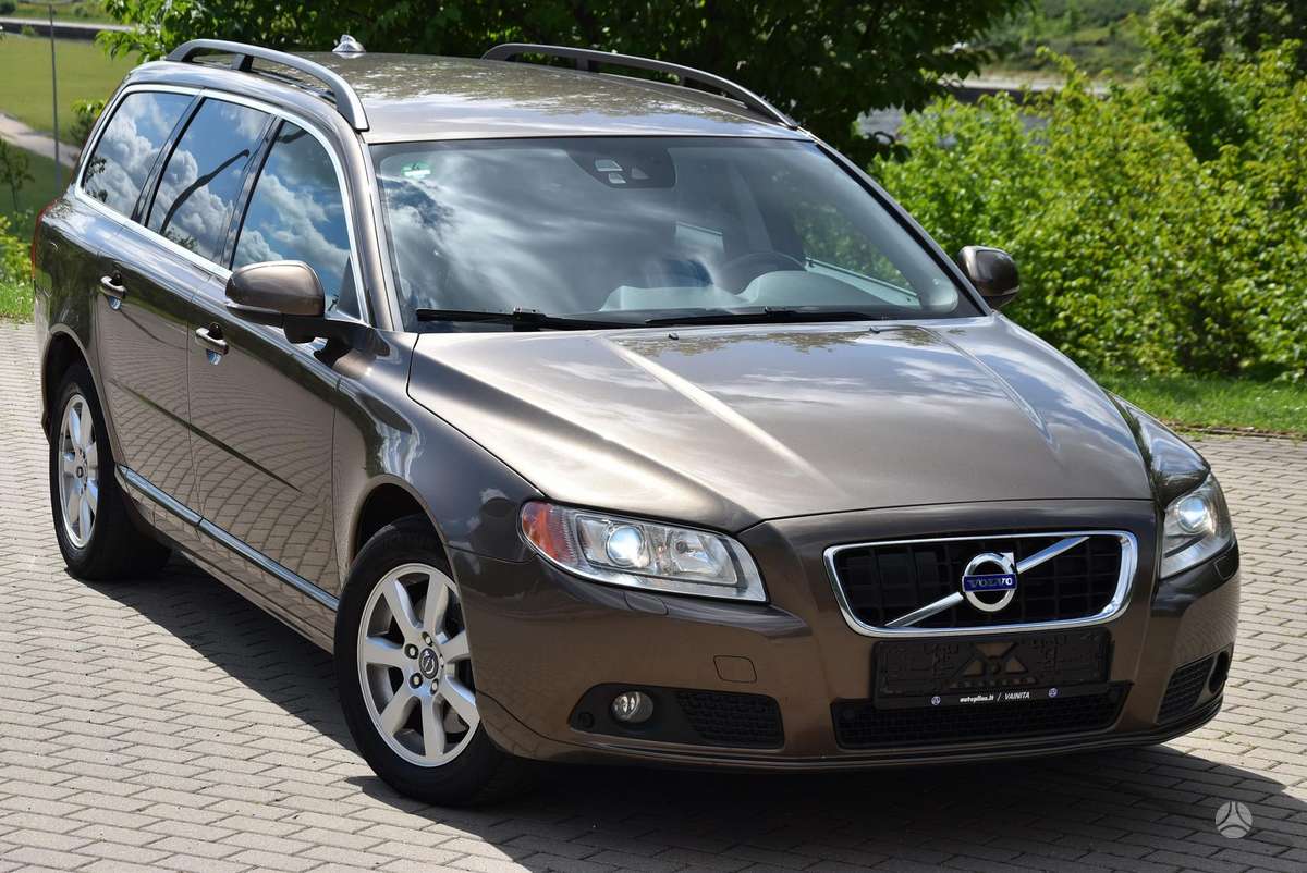 Volvo V70, 2.0 l., Универсал