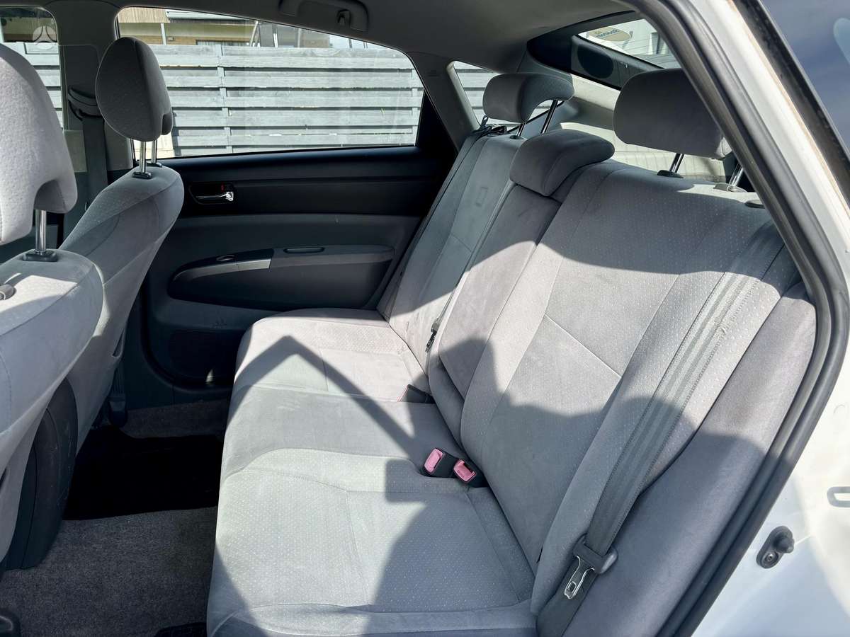 Toyota Prius - 11