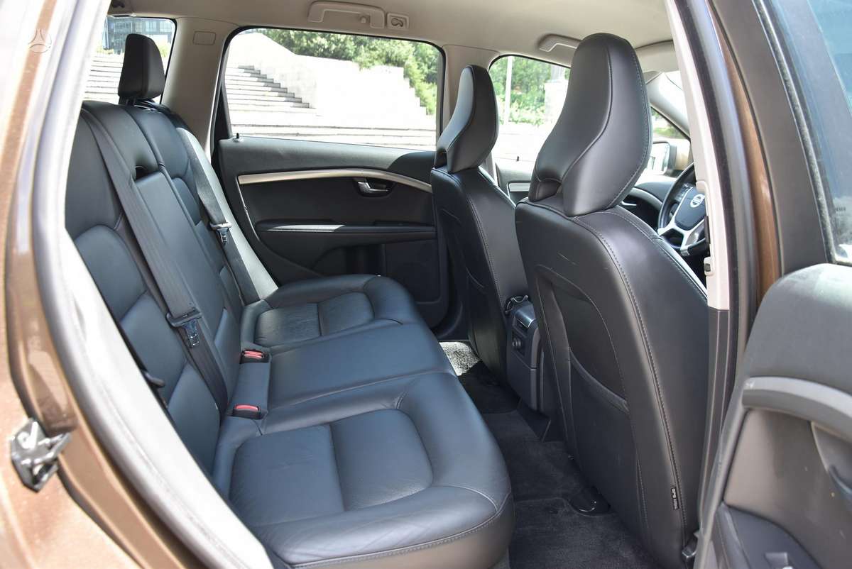 Volvo V70, 2.0 l., Универсал