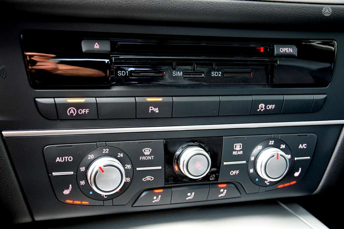 Audi A6, 3.0 l., universalas
