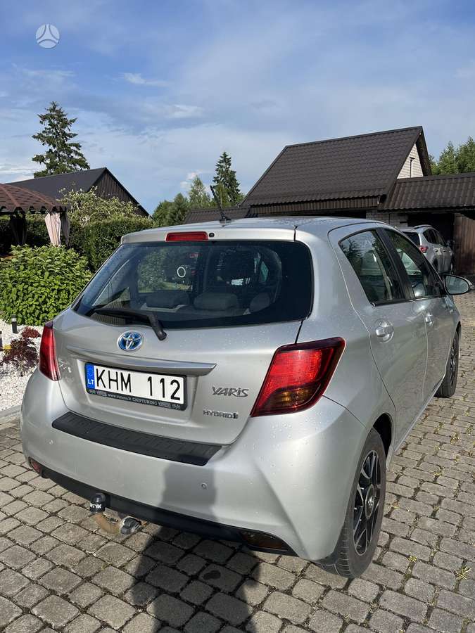 Toyota Yaris - 4