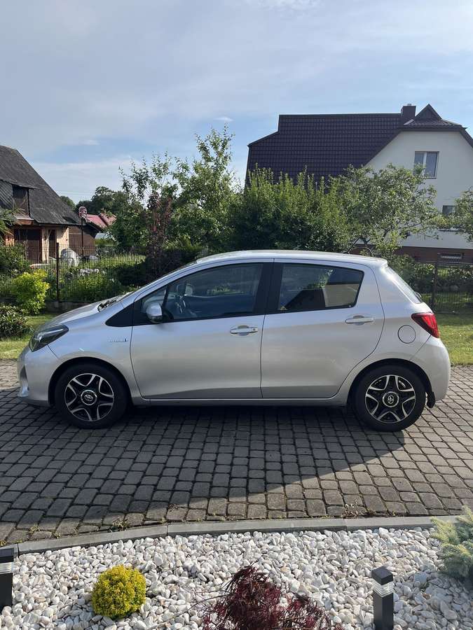 Toyota Yaris - 6