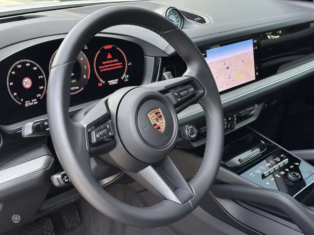 Porsche Cayenne - 7