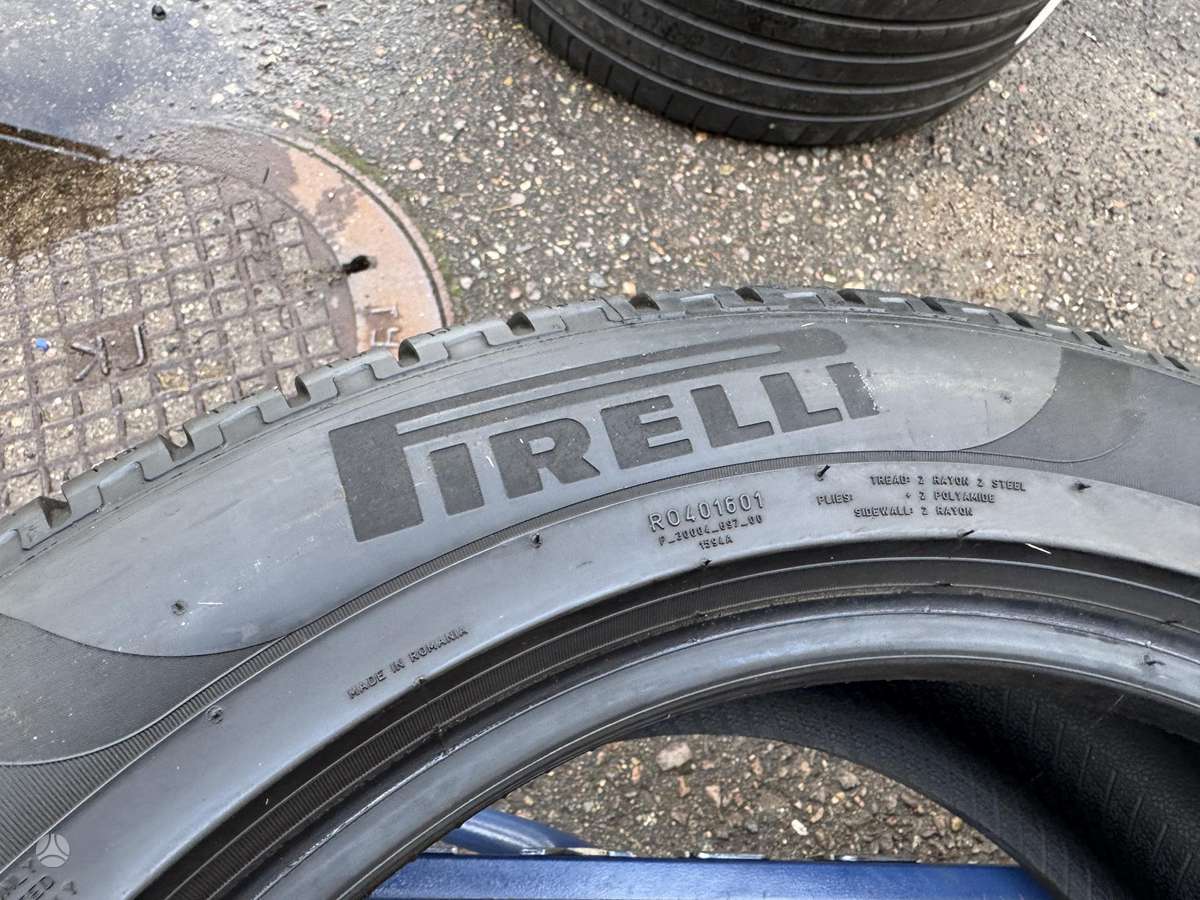 Pirelli SCORPION, всесезонные 235/55 R19
