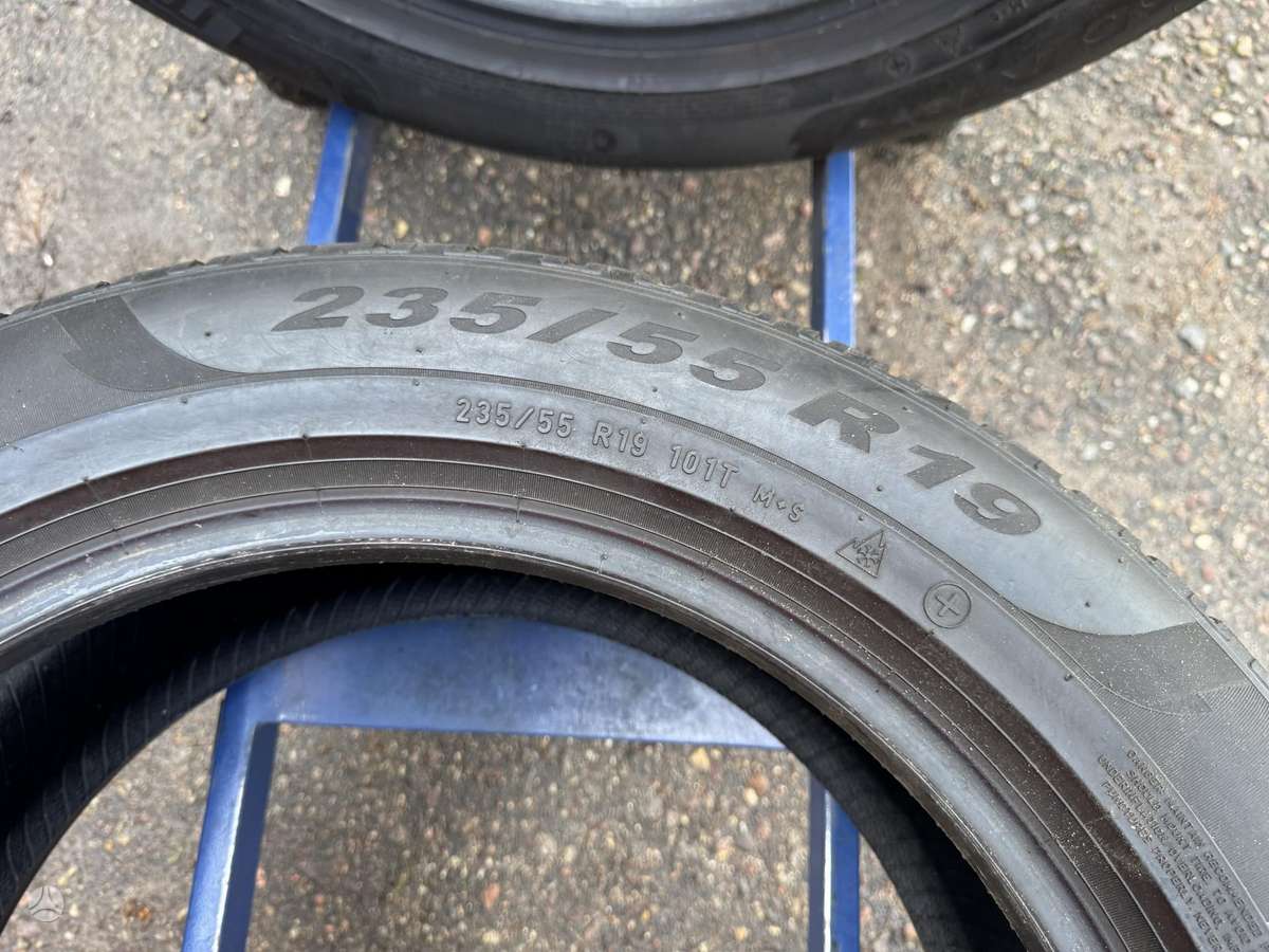 Pirelli SCORPION, всесезонные 235/55 R19