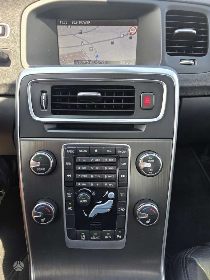 Volvo S60, 2.4 l., Седан