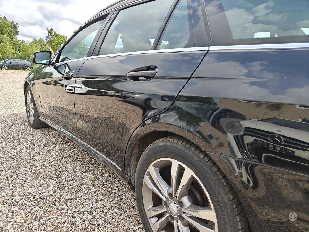 Mercedes-Benz E200, 2.1 l., Универсал