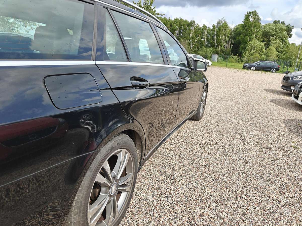 Mercedes-Benz E200, 2.1 l., Универсал