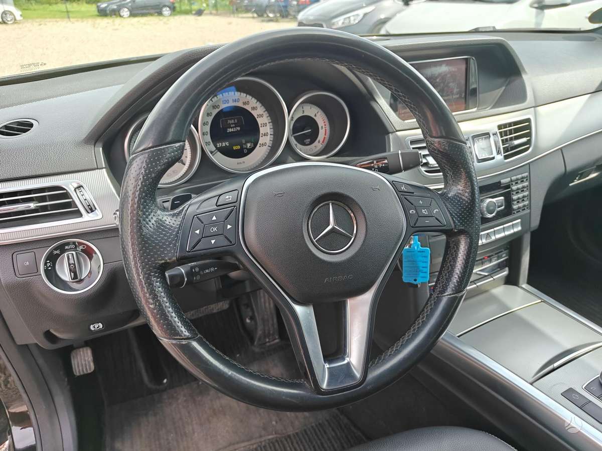 Mercedes-Benz E200, 2.1 l., Универсал