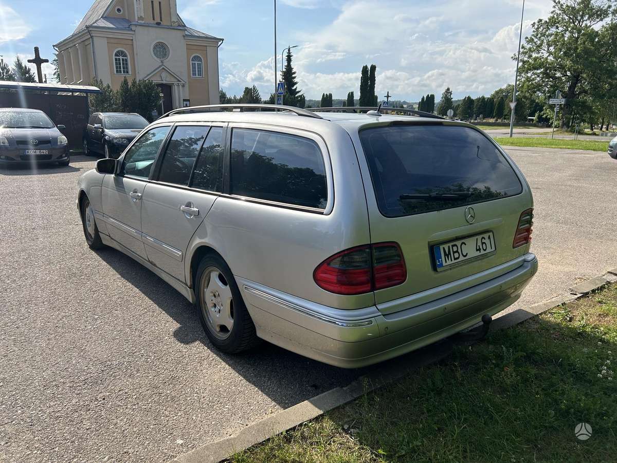 Mercedes-Benz E320, 3.2 l., Универсал