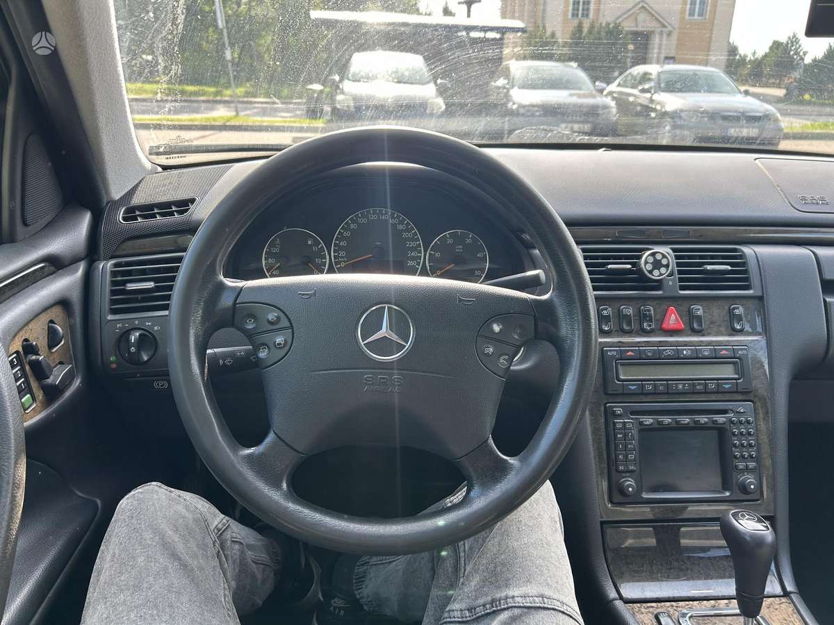 Mercedes-Benz E320, 3.2 l., Универсал