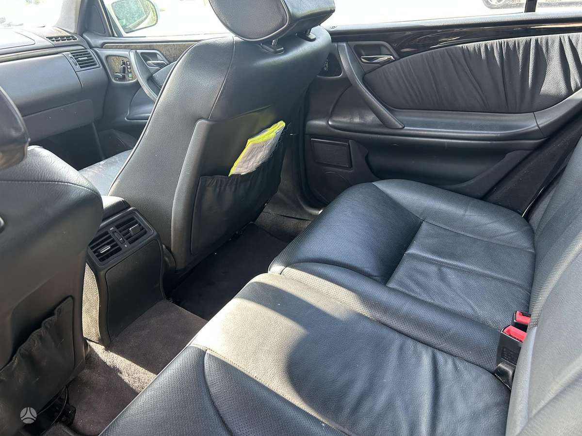Mercedes-Benz E320, 3.2 l., Универсал