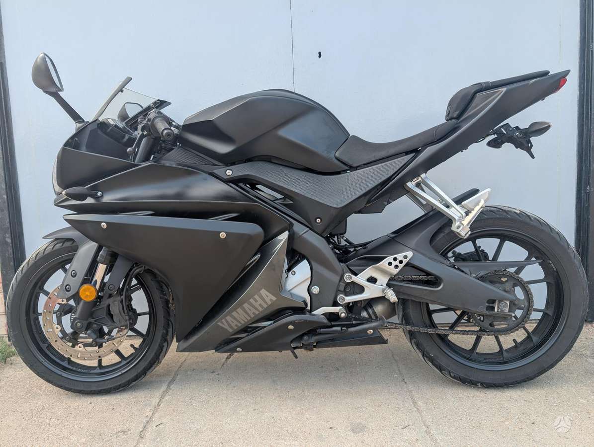 Yamaha YZF 125cc, superbikes