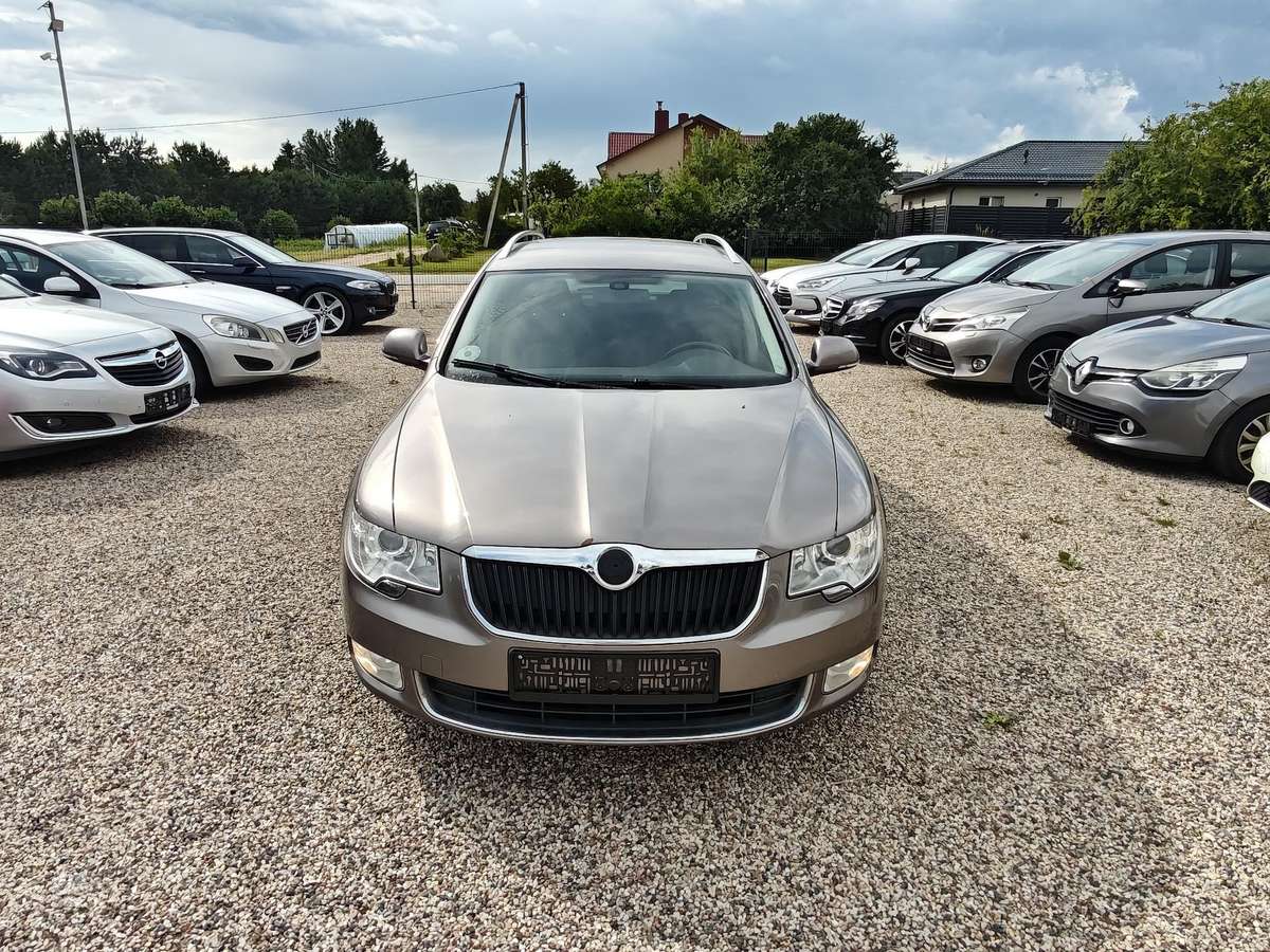 Skoda Superb, 1.4 l., Универсал