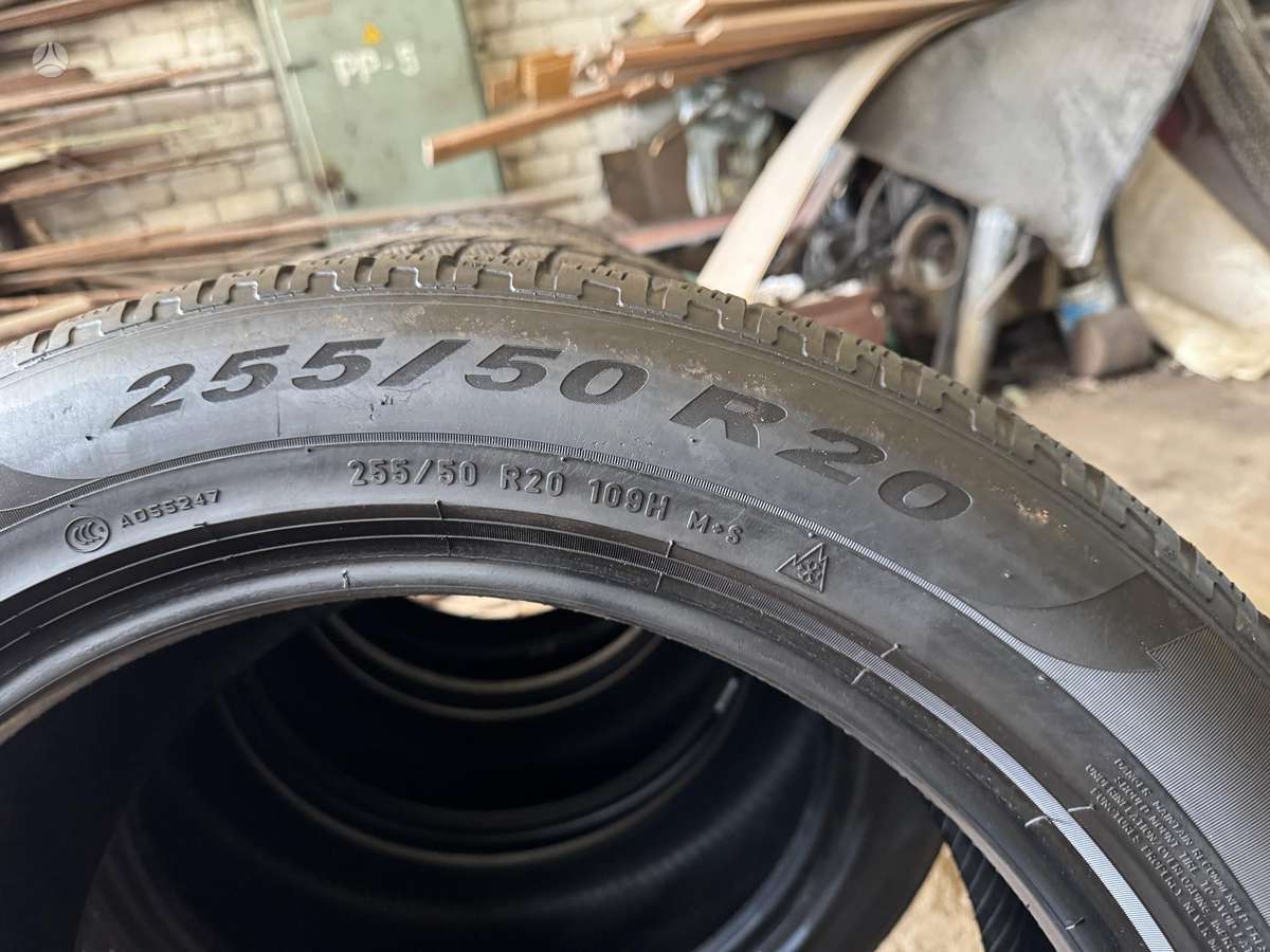 Pirelli SCORPION, всесезонные 255/50 R20