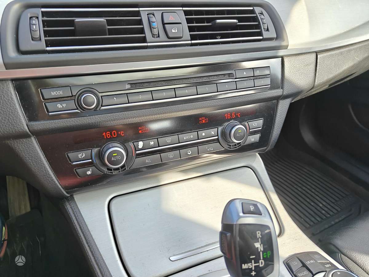BMW 520, 2.0 l., universalas