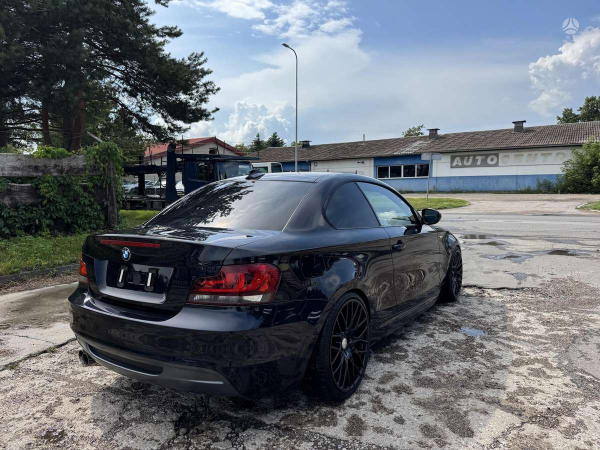 BMW 123, Купе (coupe)